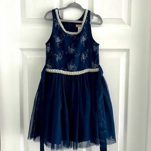 Nanette Lepore girls fully lined tulle and satin style beaded and sequin dress